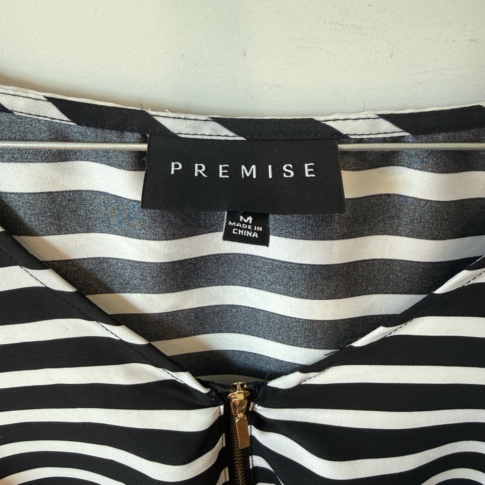 Premise Black & White Striped V-Neck Zip Top - Picture 3 of 4